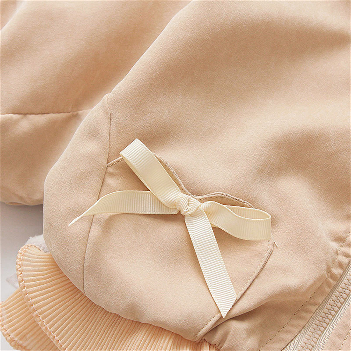 Girls' zip-up jacket