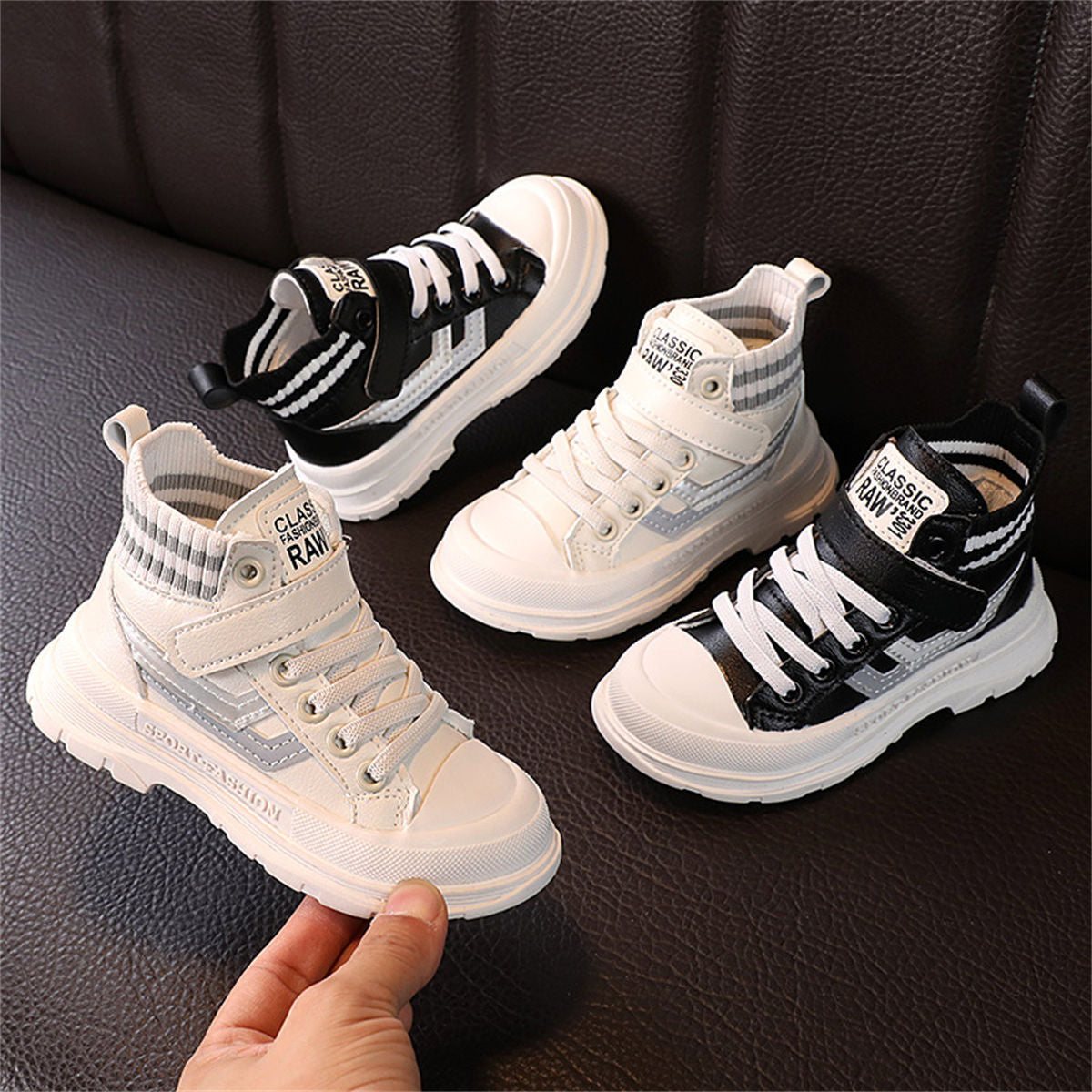 Children&#39;s and boys&#39; autumn color matching fashion casual Velcro high-top canvas shoes