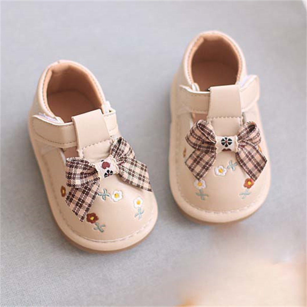 Baby Girls Cute Embroidered Bowknot Soft Sole Velcro Leather Shoes