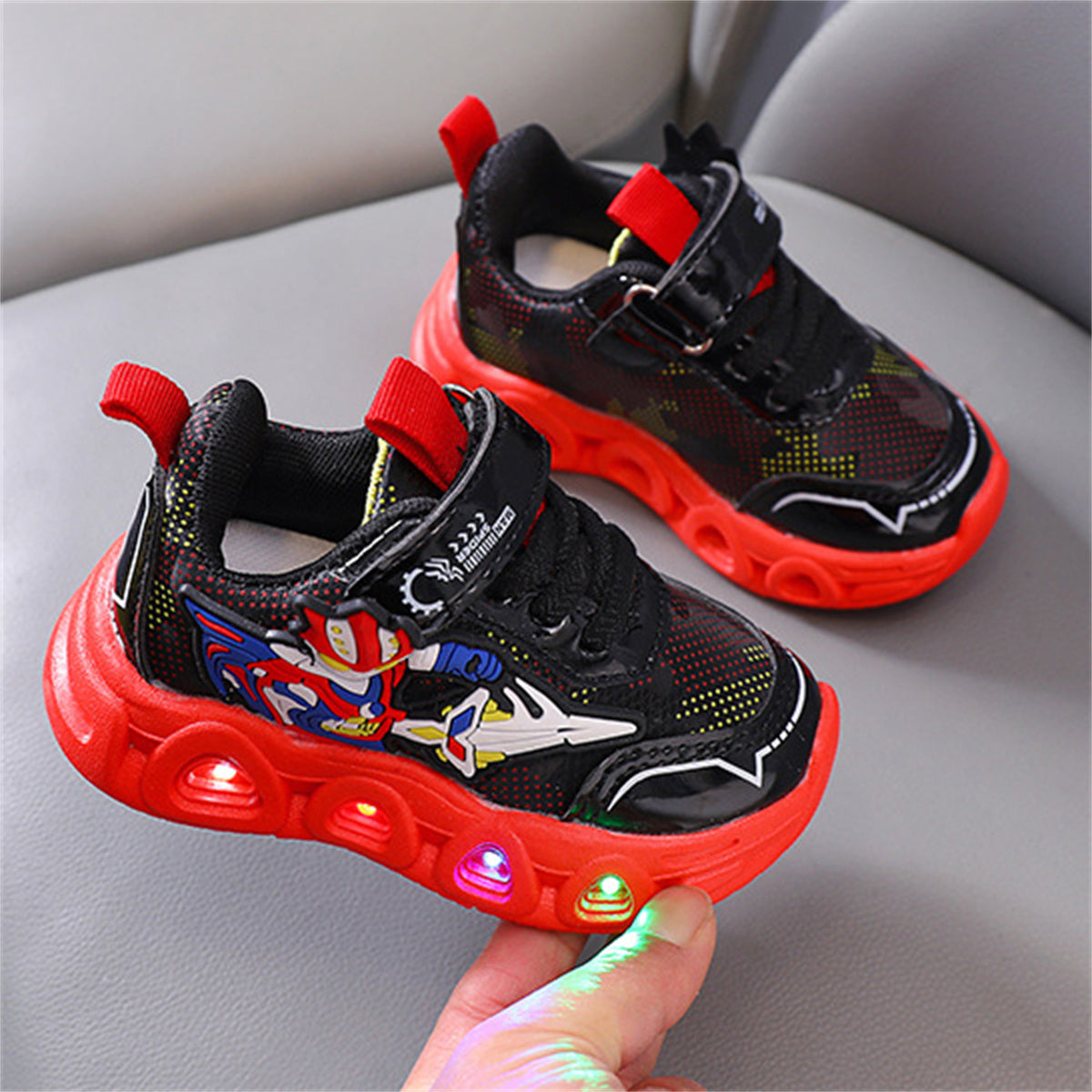 Children's leather Spider-Man LED light-up sneakers