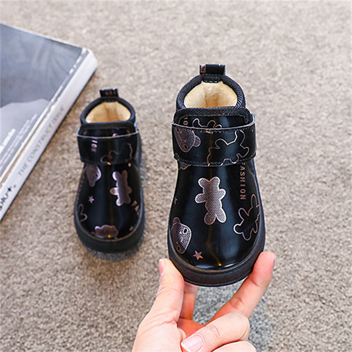 Children's winter velvet cute printed warm waterproof low-top cotton shoes for boys and girls