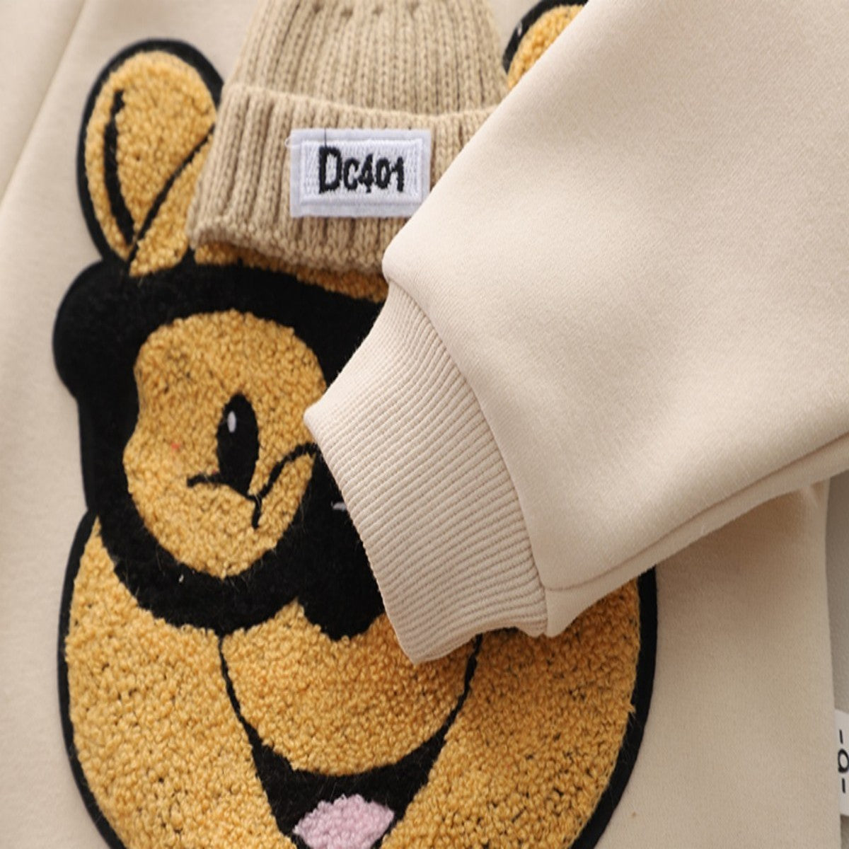 Winter wear plus velvet glasses bear sweater suit cartoon plus velvet sports two-piece suit