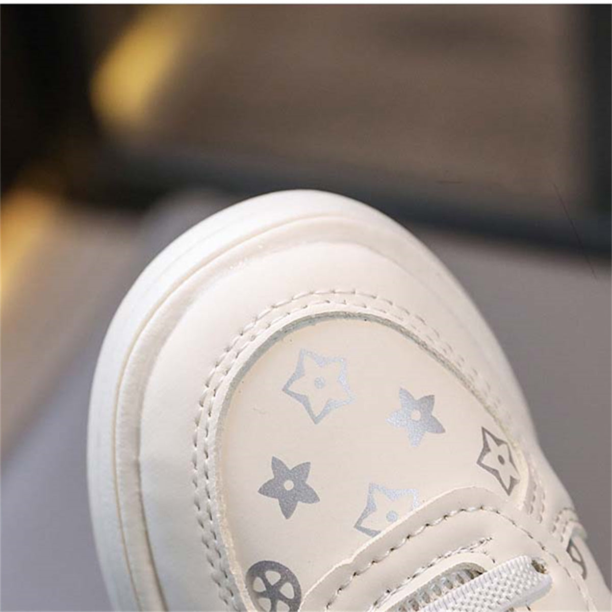 Children's autumn and winter boys and girls plus velvet fashionable printed warm non-slip high-top cotton shoes