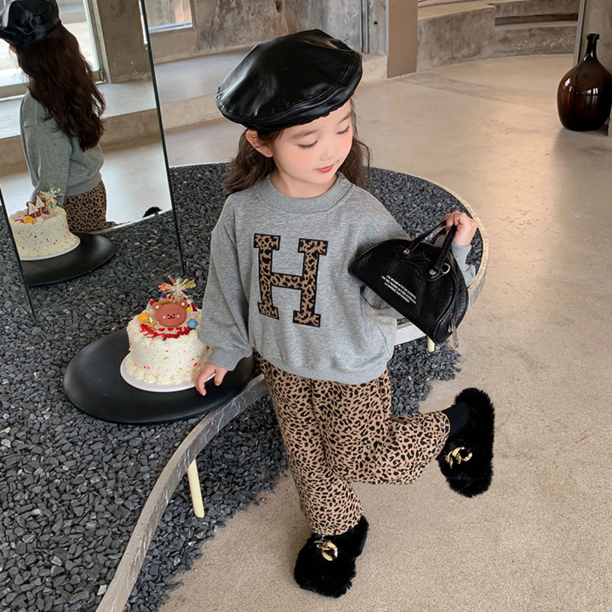 Girls suit sweatshirt new style baby long-sleeved children's top leopard print fashion wide-leg pants two-piece suit