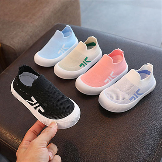 Children's slip-on woven sneakers