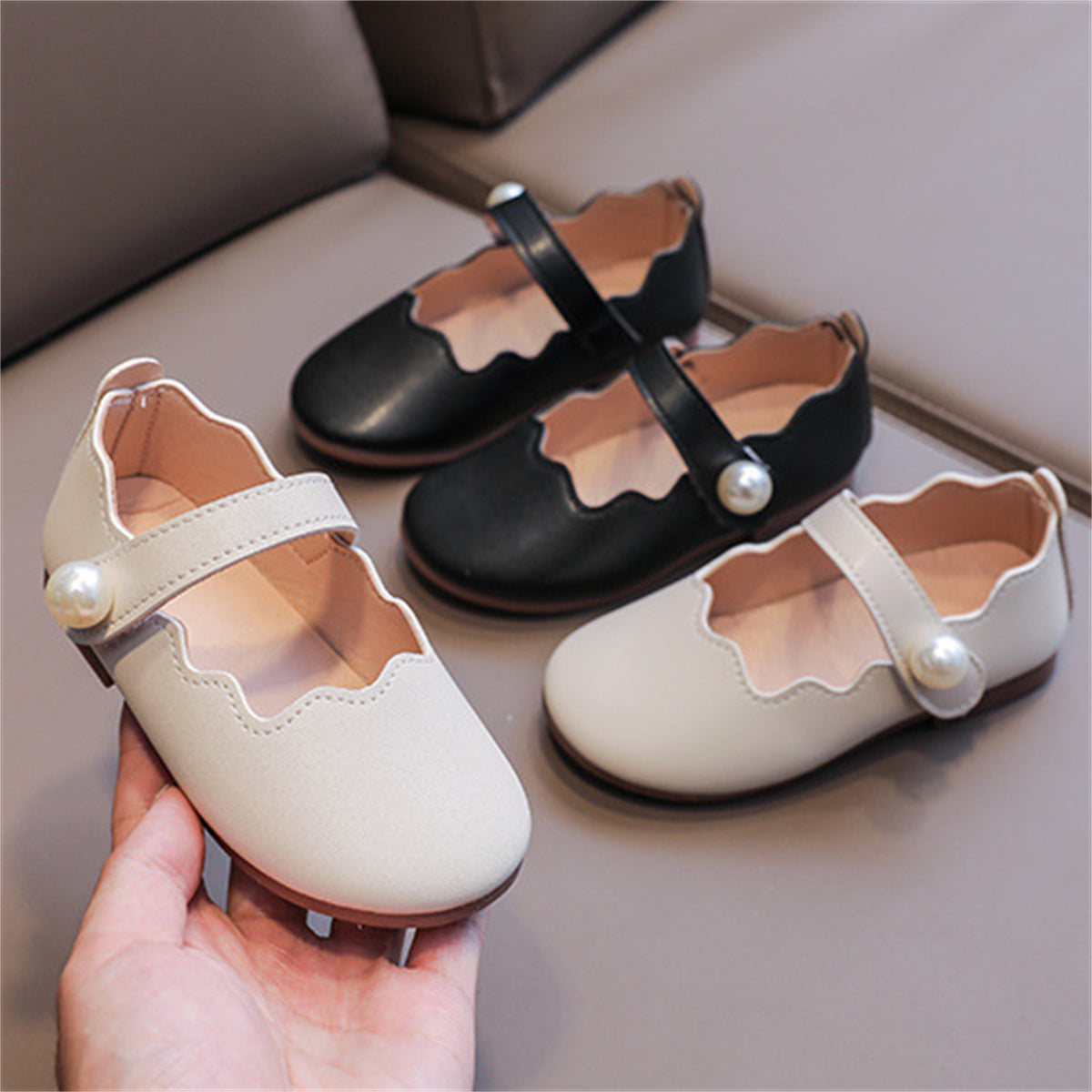 Children's girls' simple sweet style solid color pearl soft bottom breathable college flat leather shoes