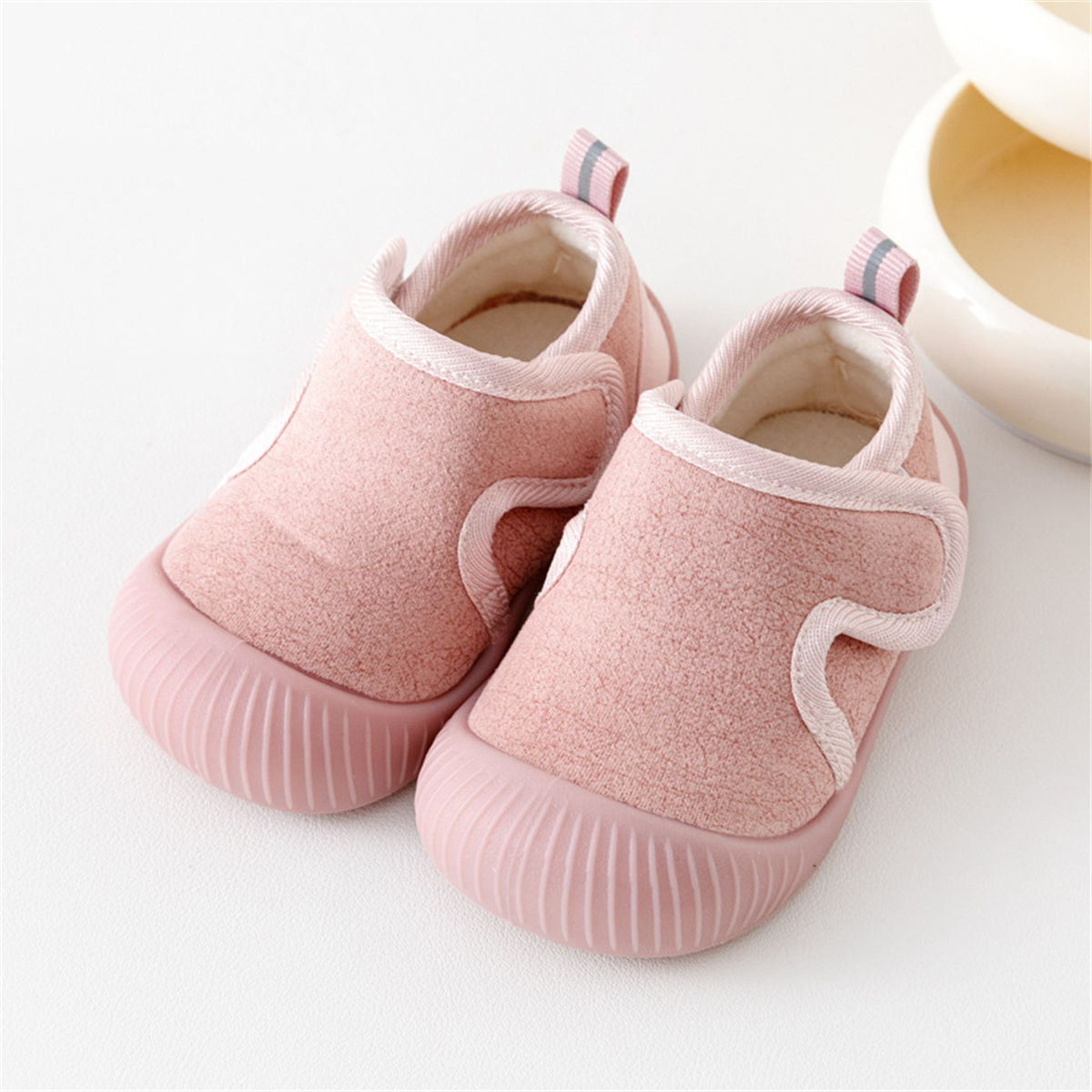 Winter solid color cotton-padded shoes for infants and children