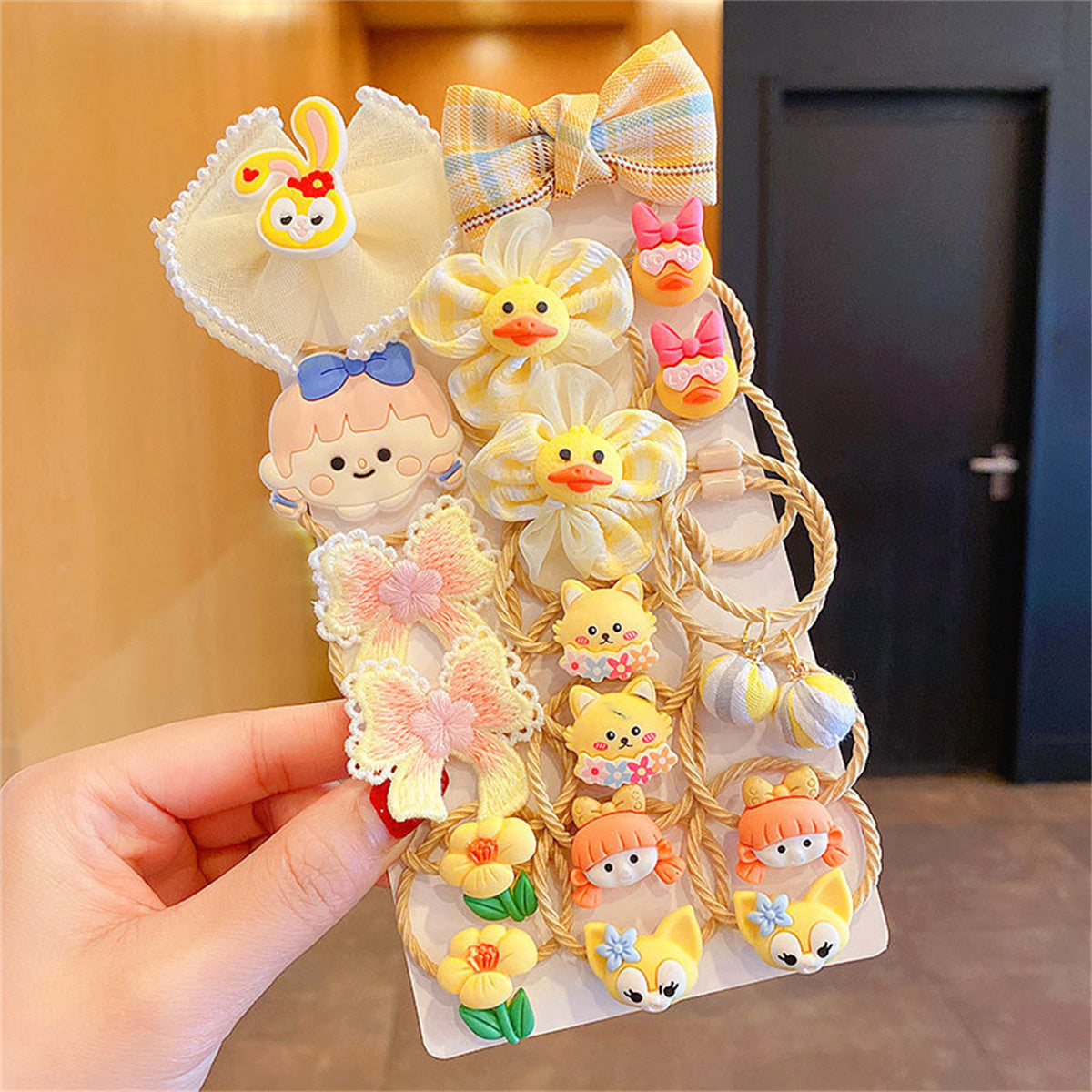 Children's 18-piece set of flower cartoon pattern hairpins