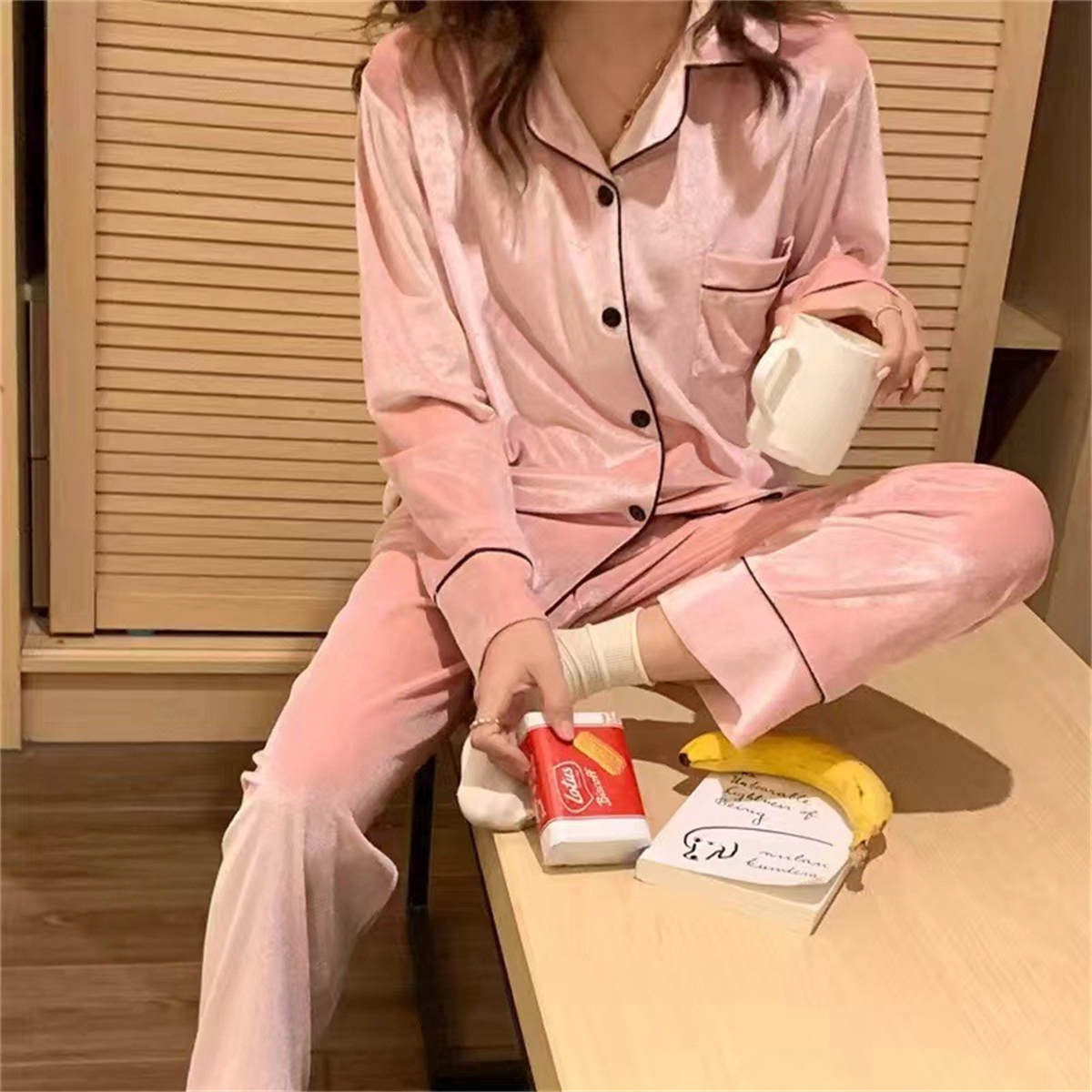 Gold velvet pajamas women's lapel cardigan warm plus size home clothes