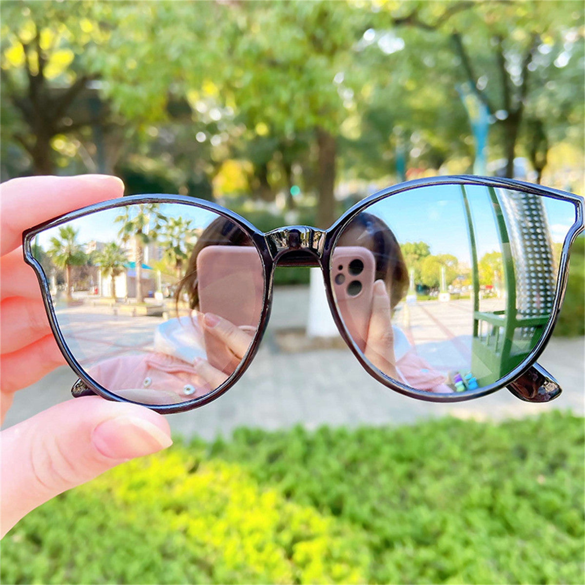 Children's daily simple colorful cool style anti-ultraviolet sunglasses