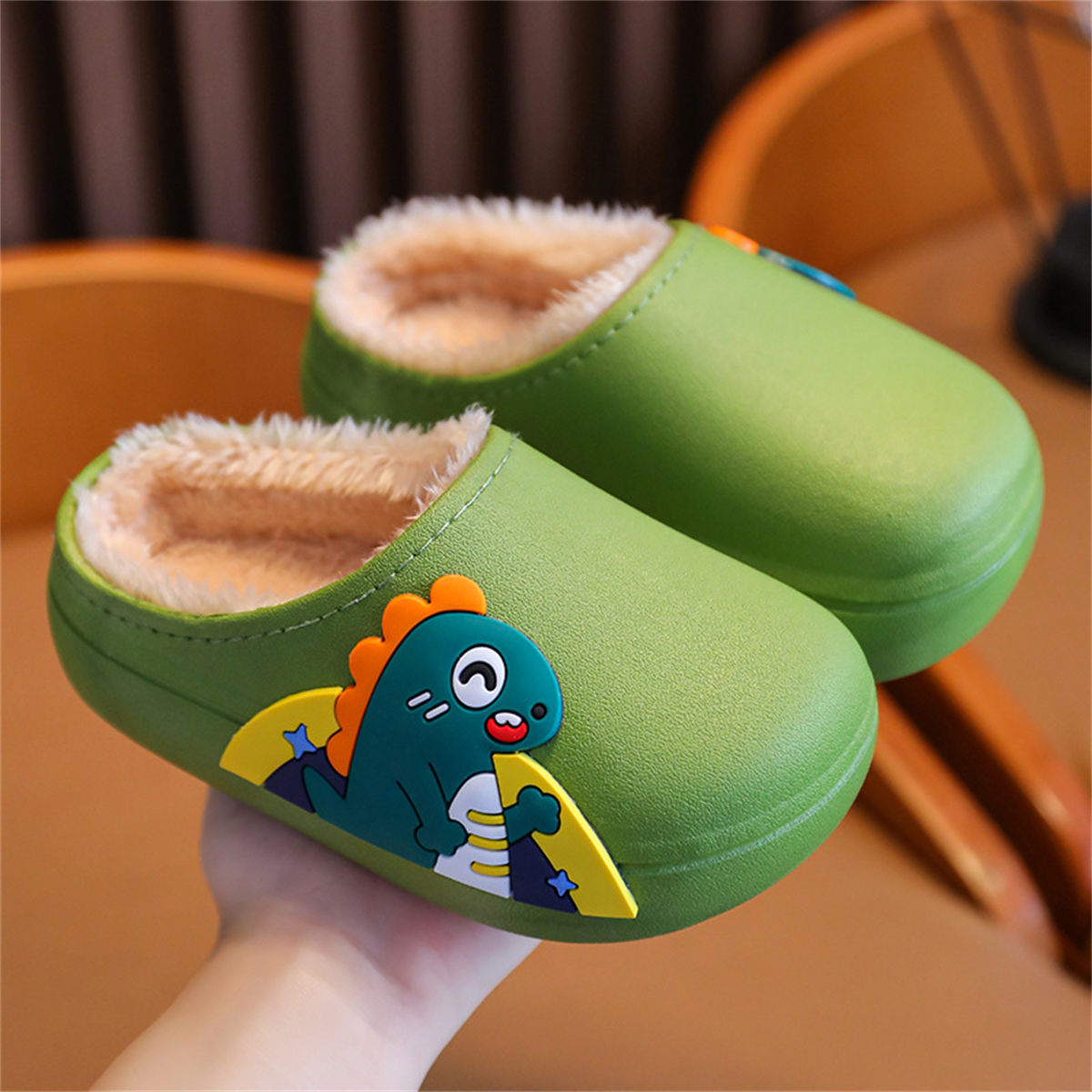 Winter cartoon pattern cute style indoor warm cotton slippers for boys and girls