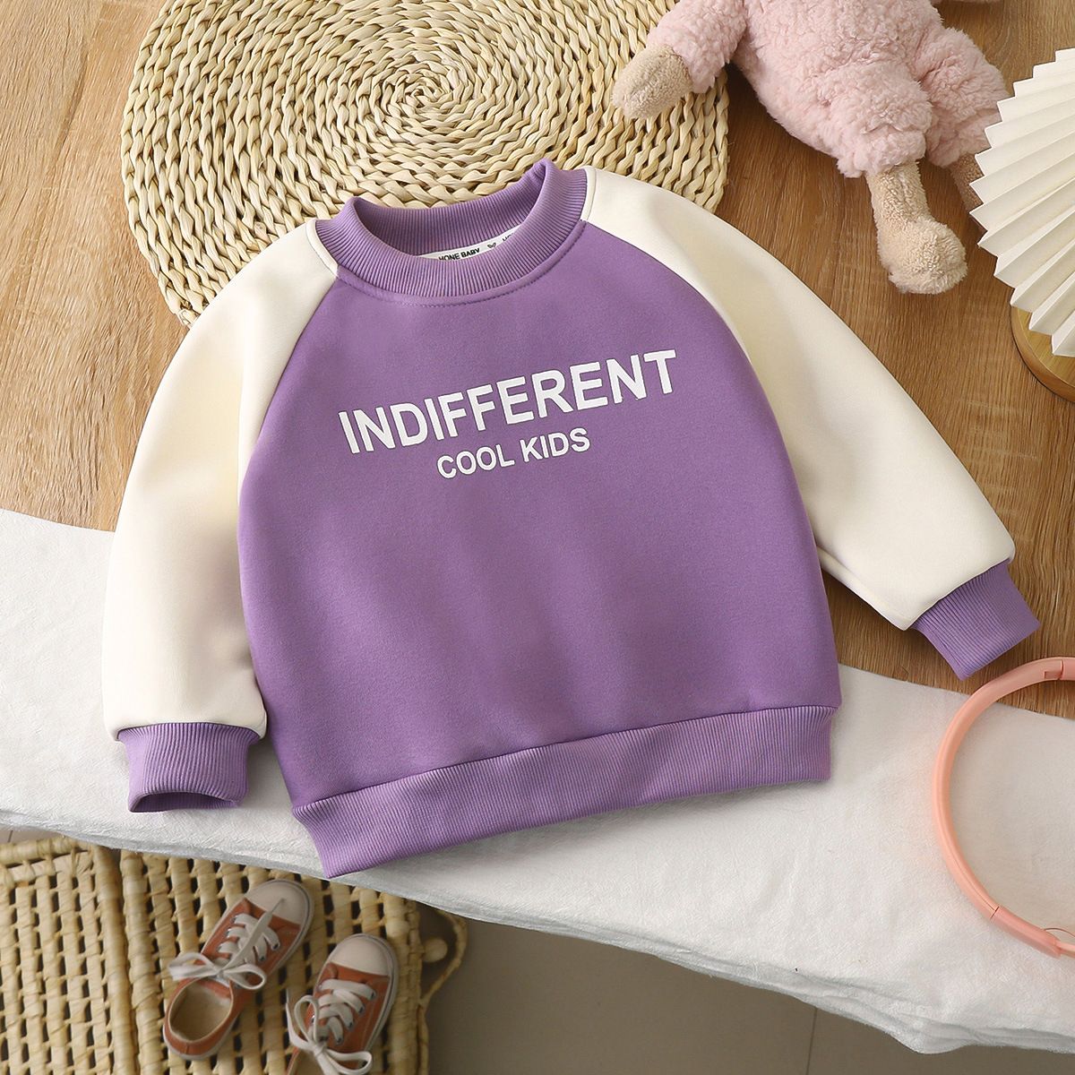 Girls' sweatshirt autumn and winter style baby girl with fleece base for children padded warm sweatshirt baby raglan round neck top