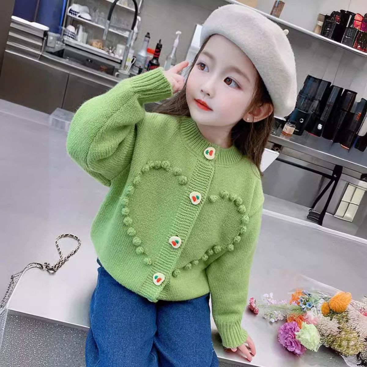 Girls knitted cardigan children's sweet heart sweater coat baby top children's spring and autumn clothes