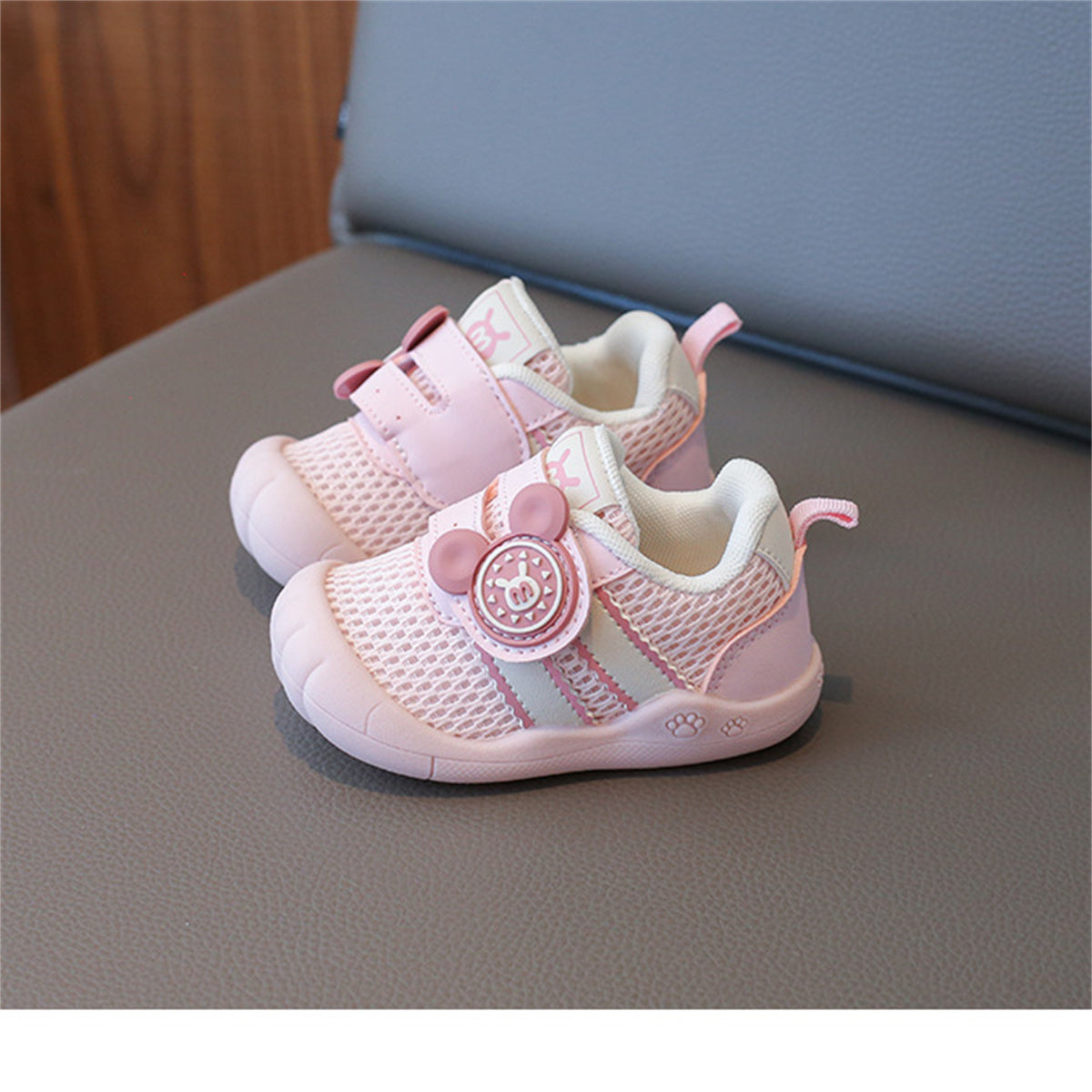 Children's spring and autumn bear breathable lightweight non-slip toddler shoes for boys and girls