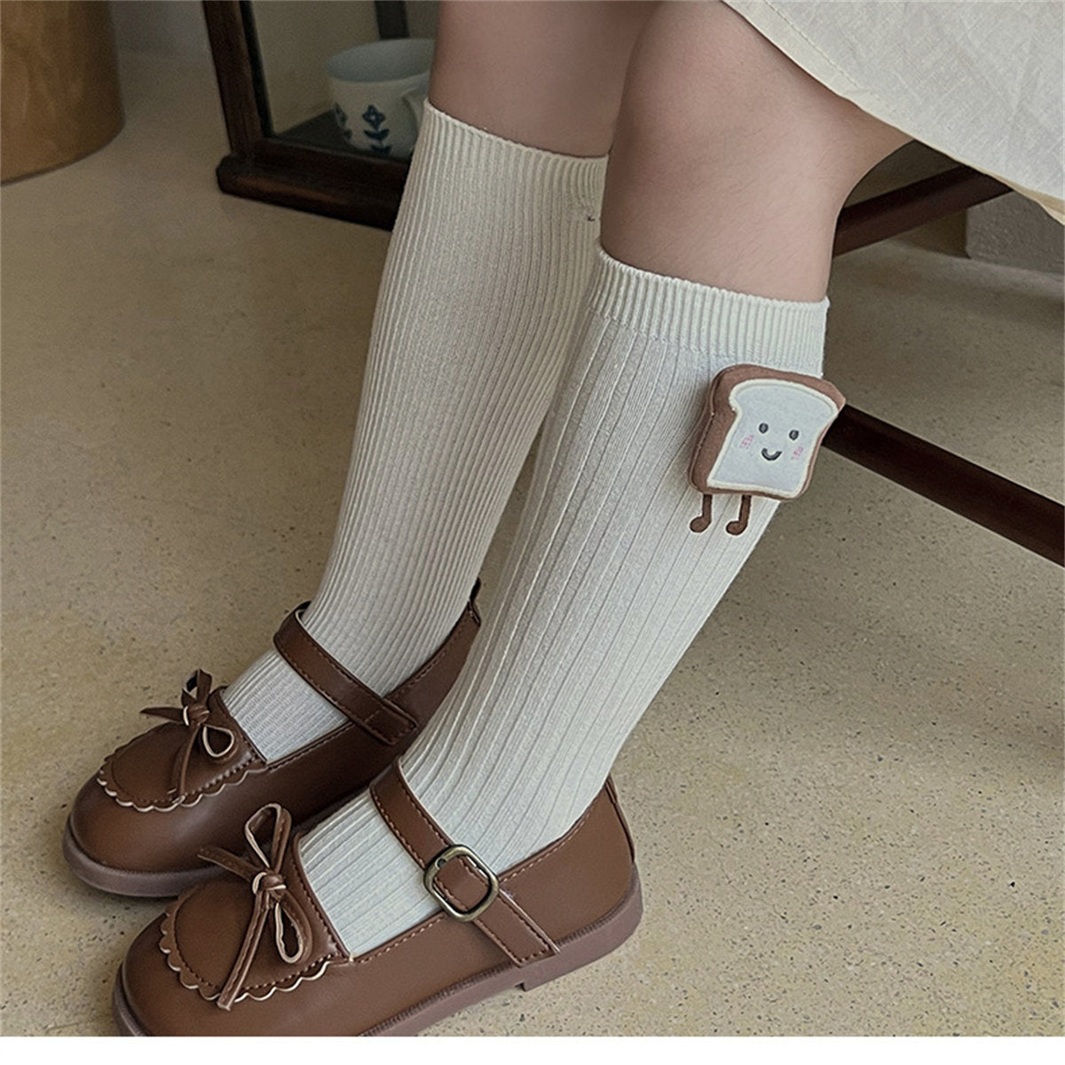 Children's cute doll pattern cute cartoon style calf socks mid-tube socks