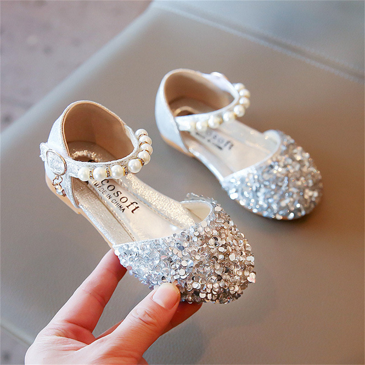 Little girl princess style sequined ladies pearl style sweet flat leather shoes