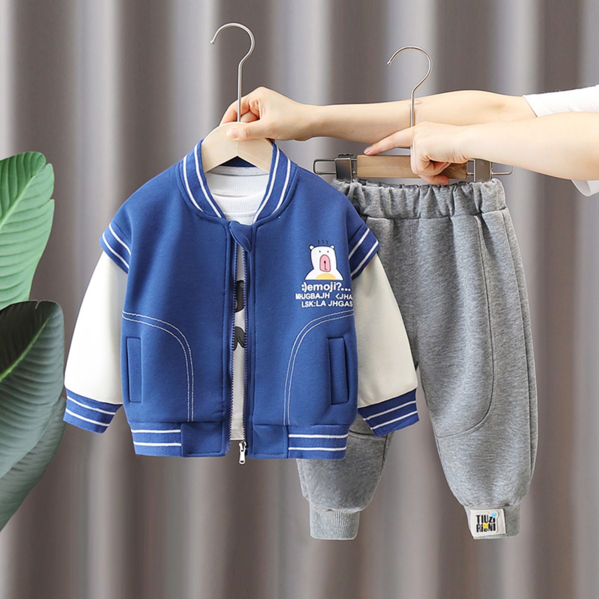 Boys suits autumn new style children's baseball jacket jacket small and medium children's stylish tops autumn clothes boys suit