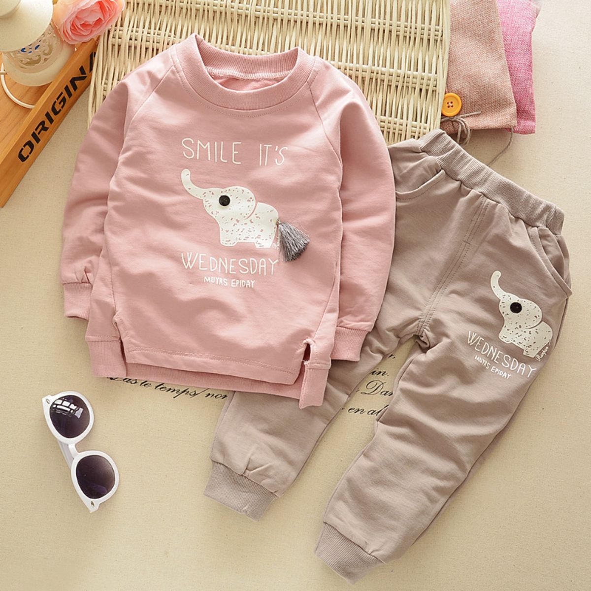 Children's clothing baby autumn long-sleeved suit children's casual boy sweater two-piece suit