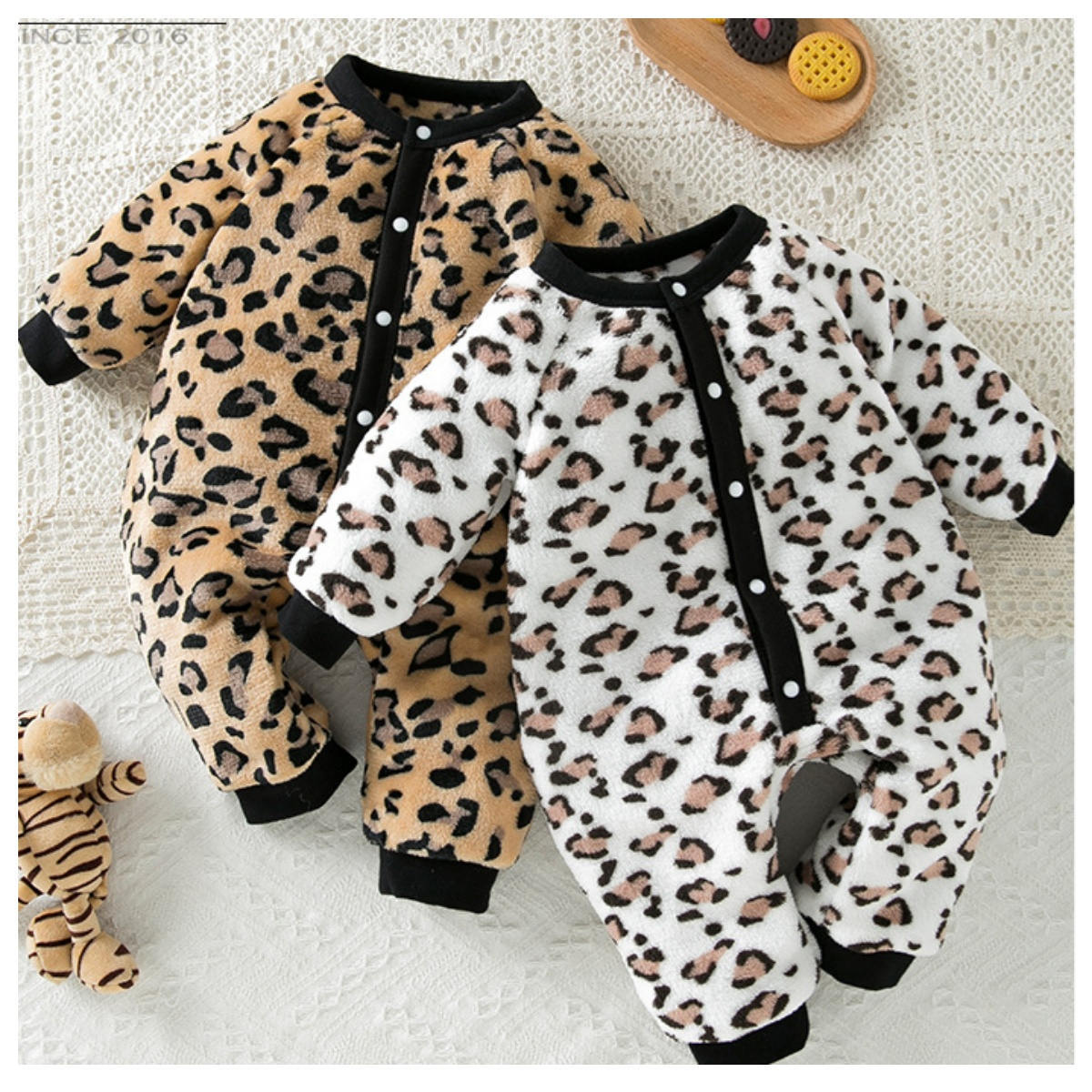 Newborn warm plus fleece long sleeve leopard print jumpsuit