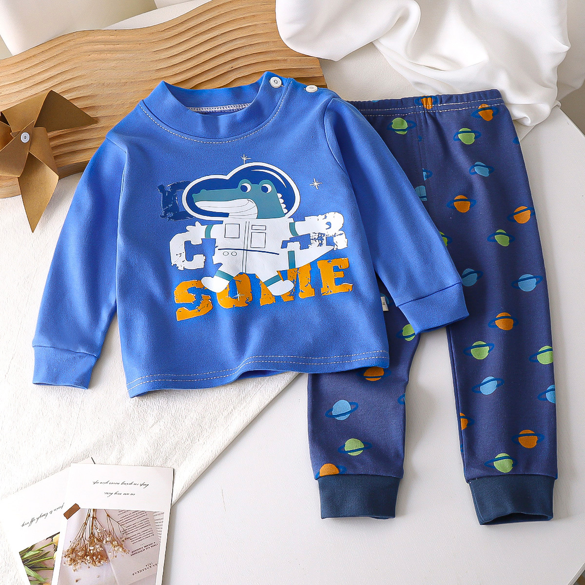 Boys Cute Astronaut Pattern Home Clothes Pajamas Set Cute Bear Long Sleeve 2-Piece Set