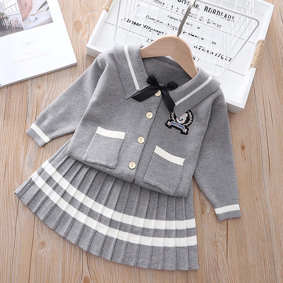 Autumn and winter girls knitted college style cute embroidered long-sleeved cardigan pleated skirt two-piece set