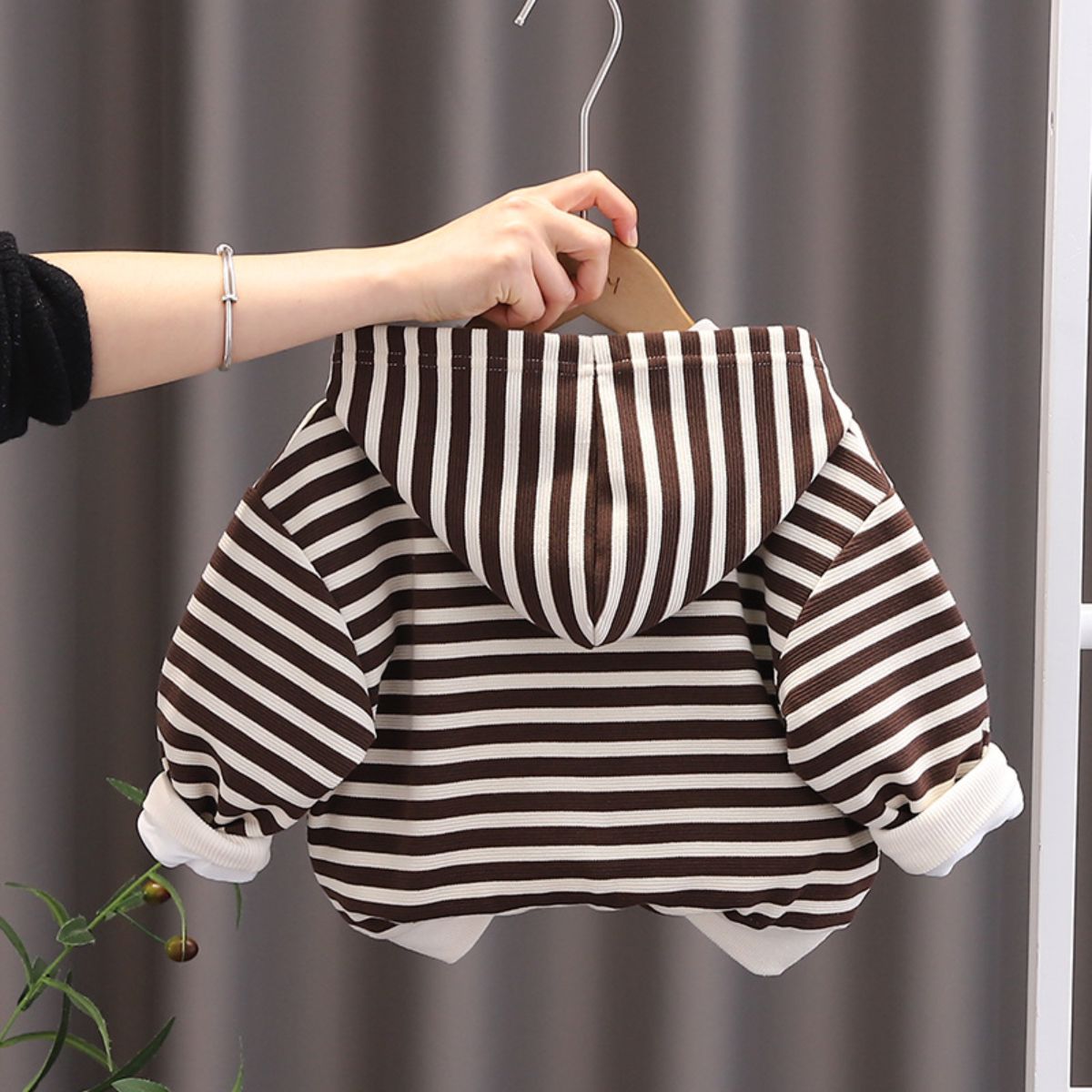 Baby cardigan striped coat boys and girls autumn new jackets small and medium children's versatile tops