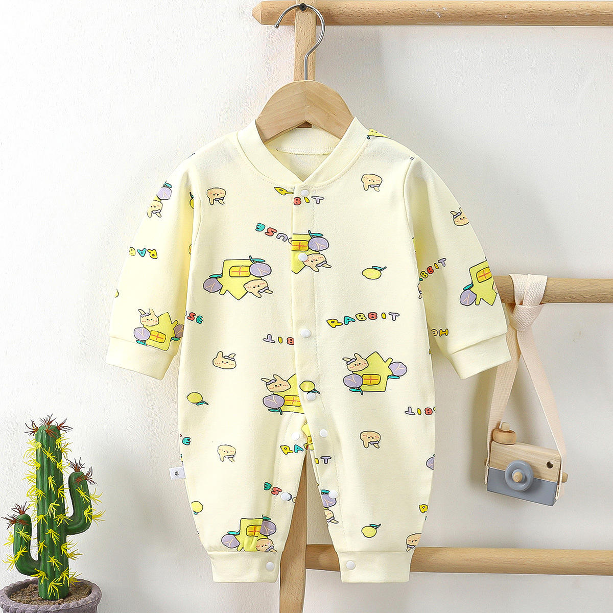 Baby cartoon spring and fall pajamas