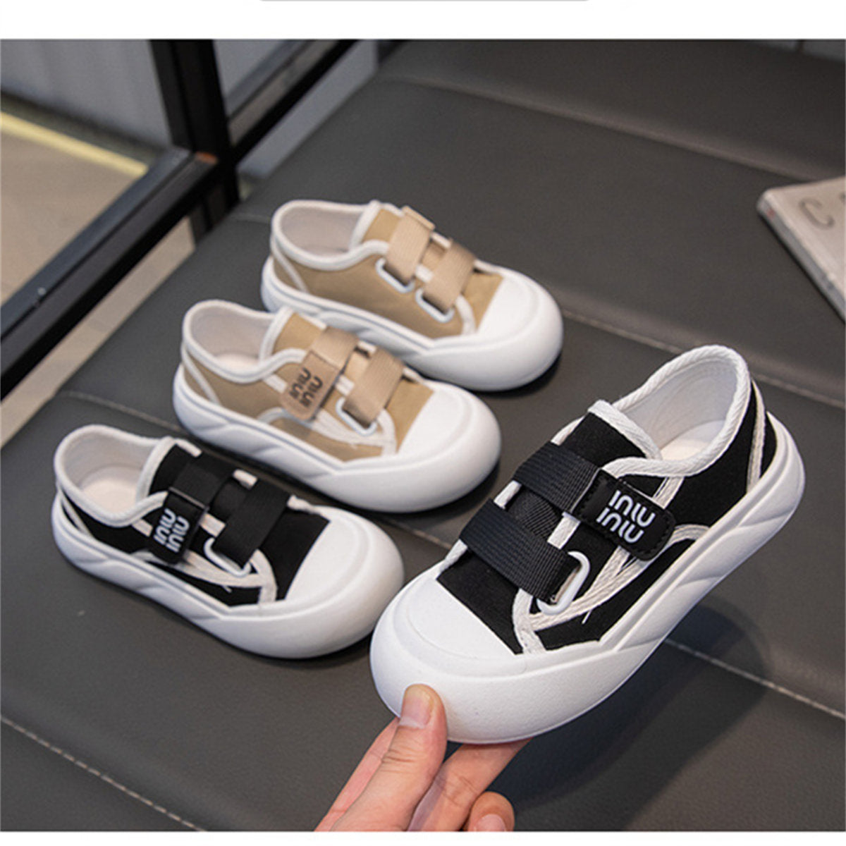 Middle and large boys spring and autumn urban casual style supportive Velcro low-top canvas shoes