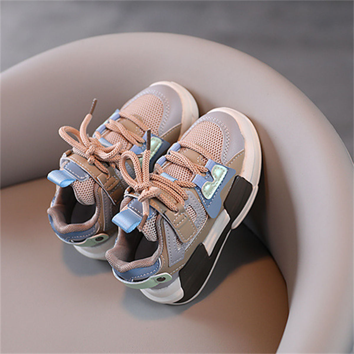 Children&#39;s and boys&#39; autumn color matching candy color casual versatile soft sole sports shoes