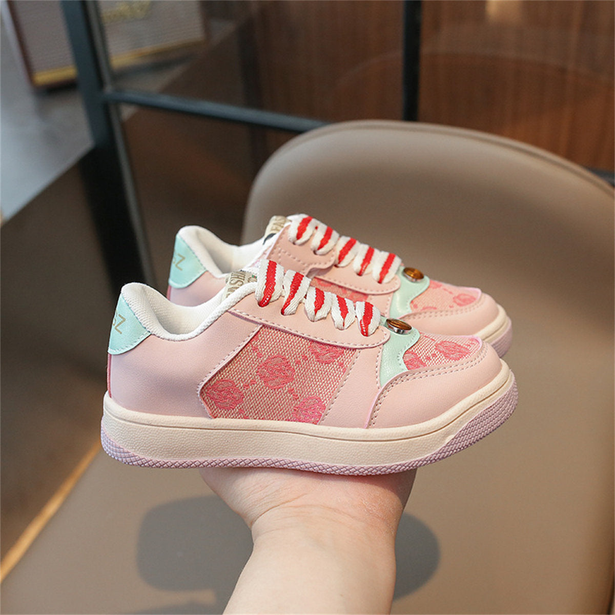 Children's and children's color matching print temperament urban style soft bottom low top sneakers