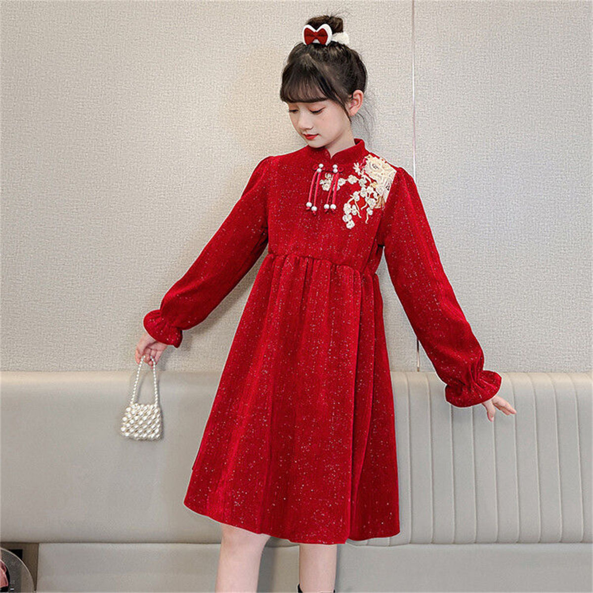 Winter red exquisite embroidered lady-style long-sleeved dress for middle and large girls