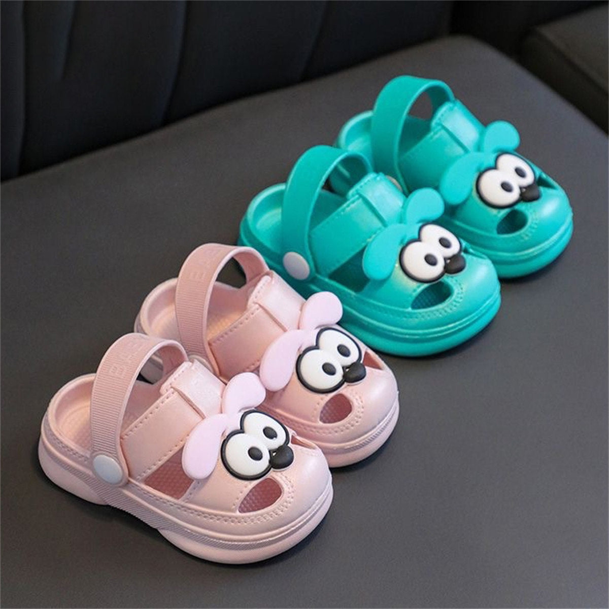 Cute bear soft bottom non-slip home bathroom slippers