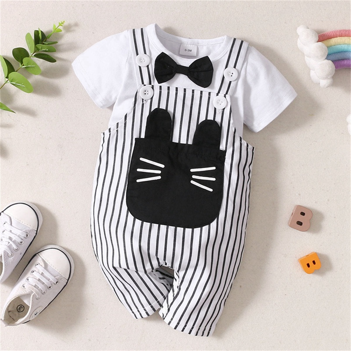 Short-sleeved T-shirt and cat striped overalls two-piece set