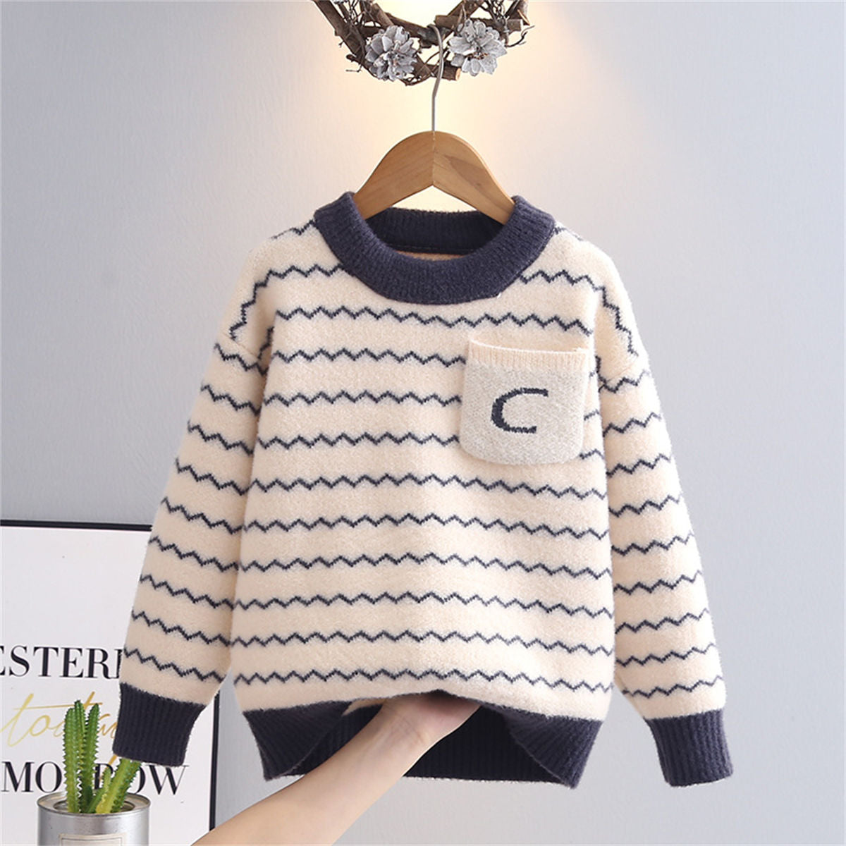 Winter simple horizontal striped pullover sweater for middle and large boys