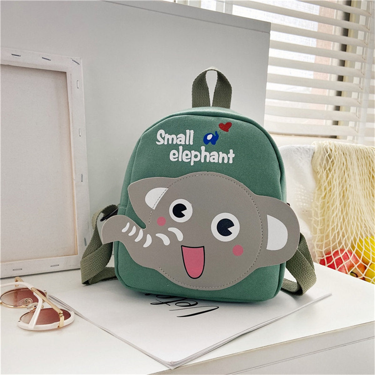 Children's Cute Elephant Pattern Kindergarten Lightweight Canvas Backpack