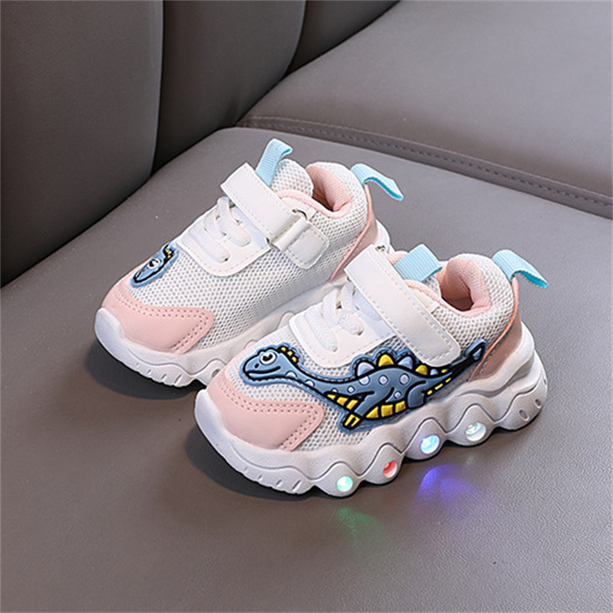 Children's and boys' spring and autumn cute dinosaur baby luminous LED Velcro breathable sports shoes