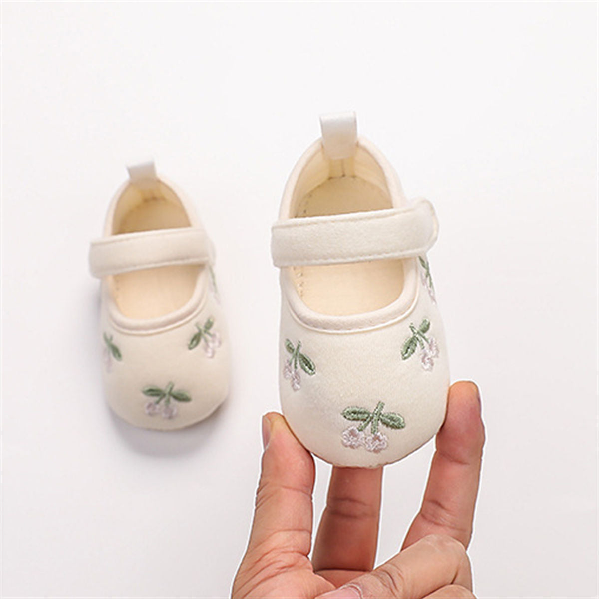 Baby Girls Autumn Embroidered Soft-soled Non-slip Canvas Shoes