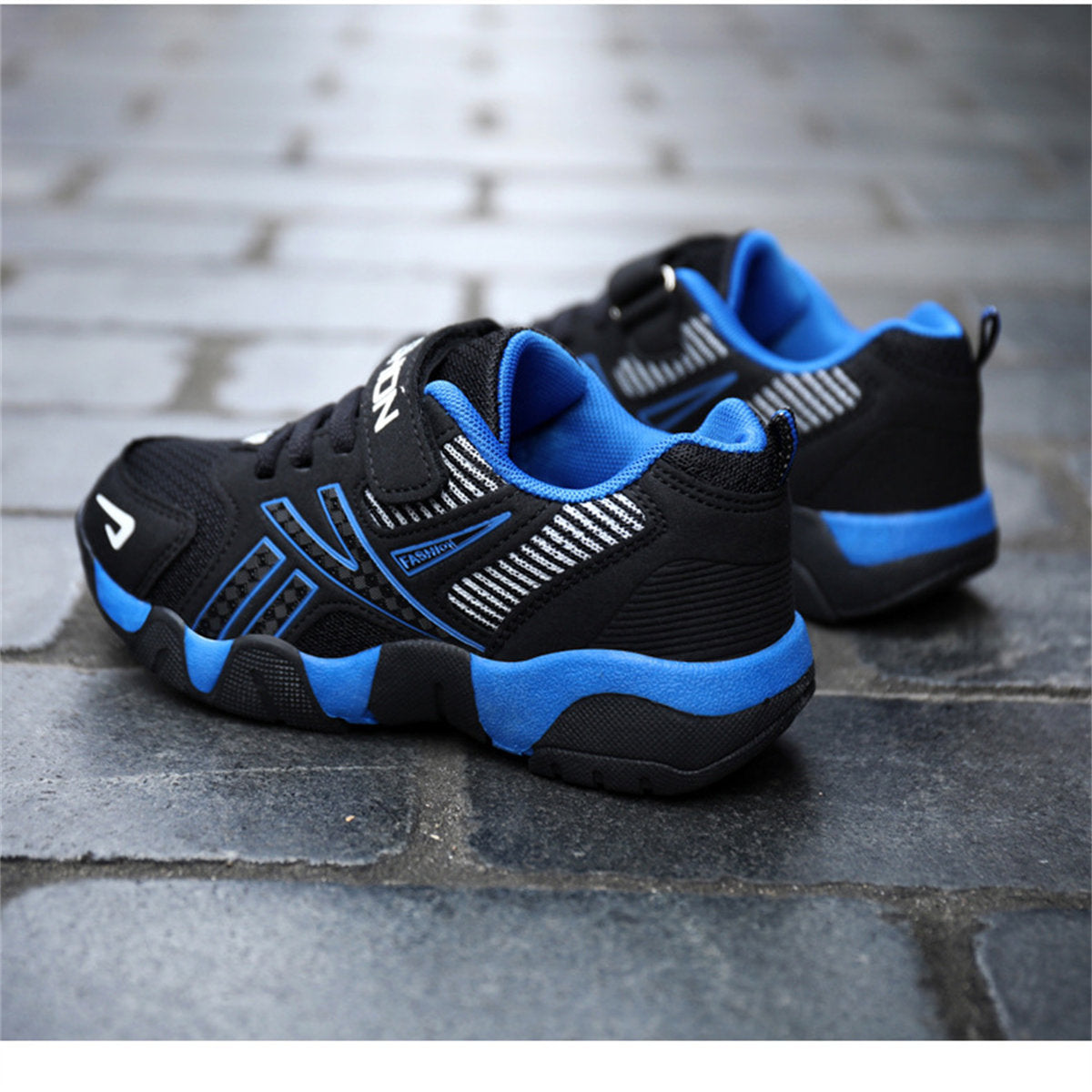 Medium and large boys' color matching cool style warm sports casual versatile sports shoes