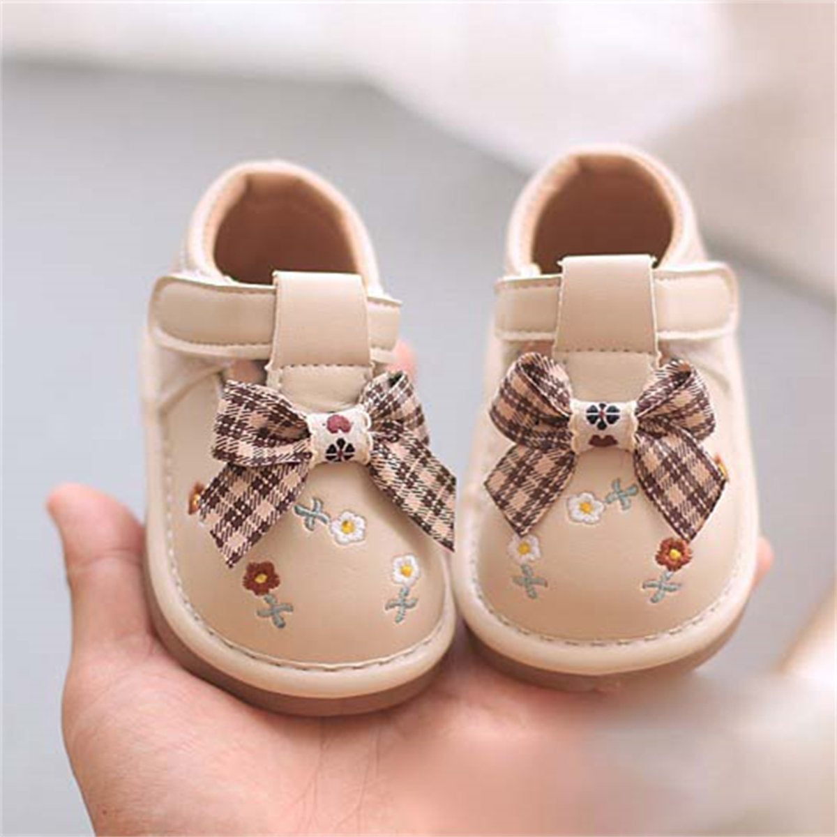 Baby Girls Cute Embroidered Bowknot Soft Sole Velcro Leather Shoes