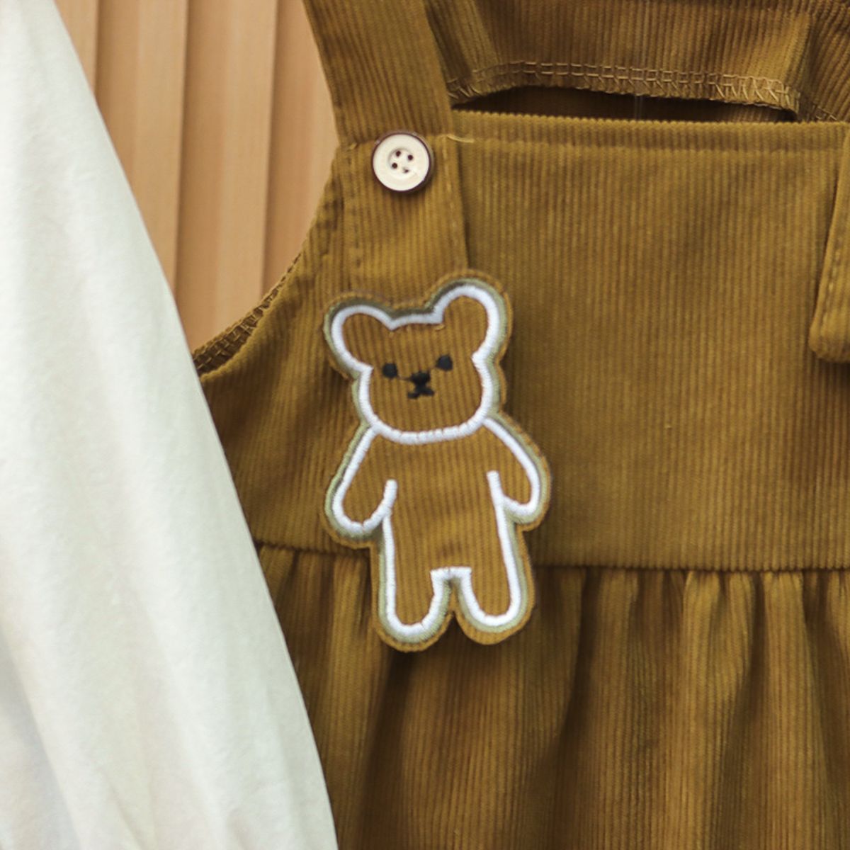 Girls Spring and Autumn Shirt Suspender Skirt 2-piece Set Cute Baby Girl Bear Suit Skirt Student Princess A-line Skirt