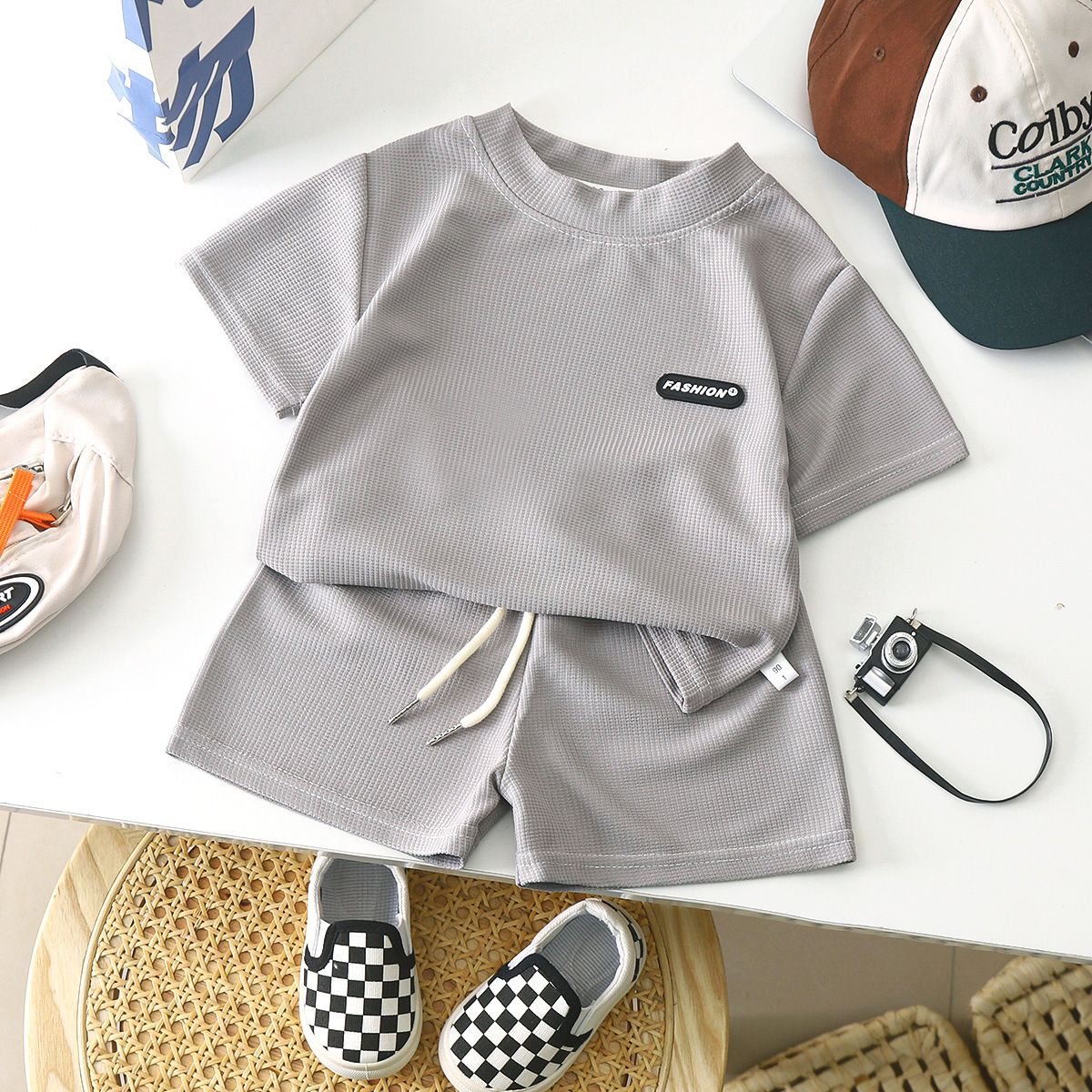 New style children's clothing summer children's leisure suit loose clothes boys short-sleeved waffle baby summer