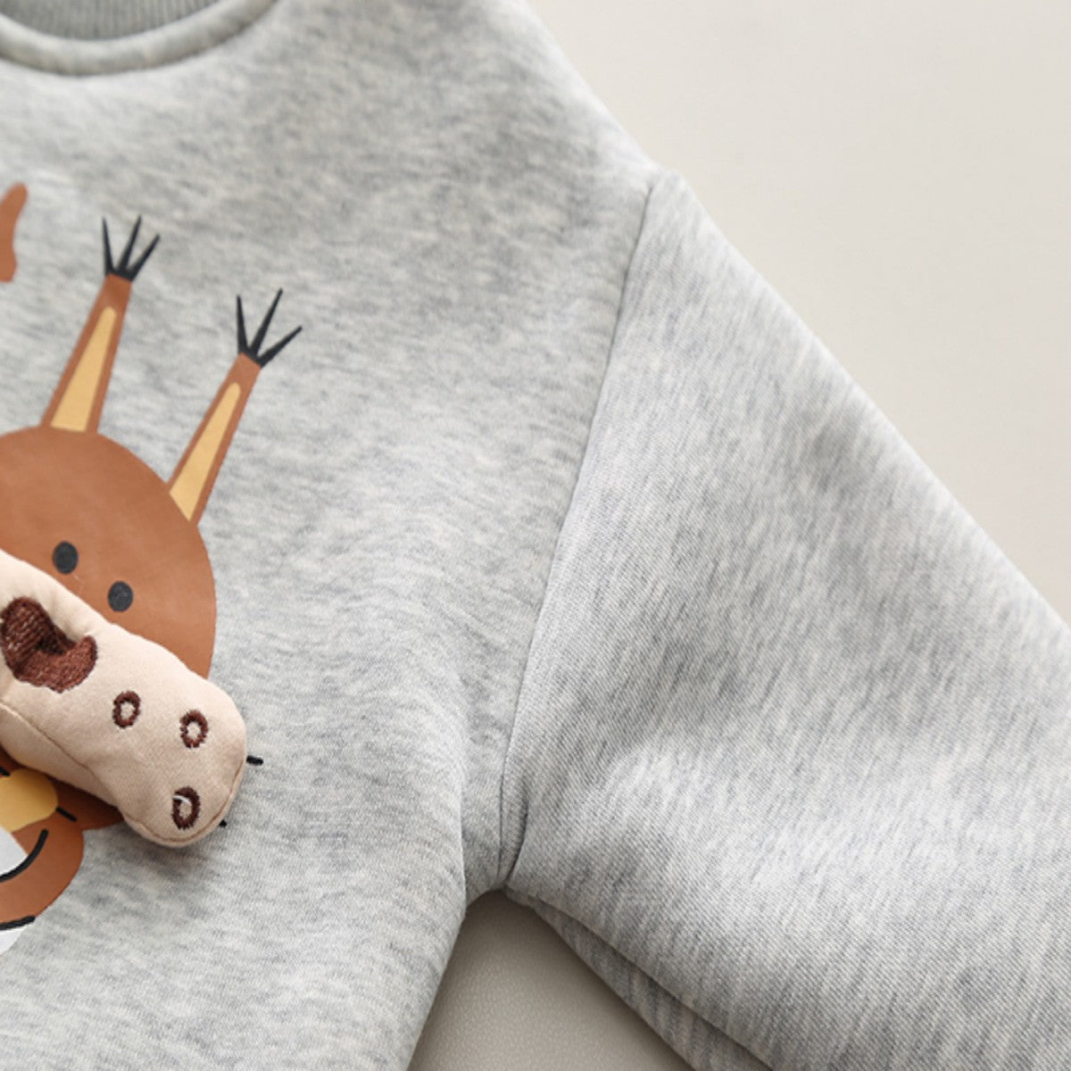 Baby autumn and winter plus fleece two-piece suit boy winter two-piece suit cartoon suit autumn and winter children's clothing