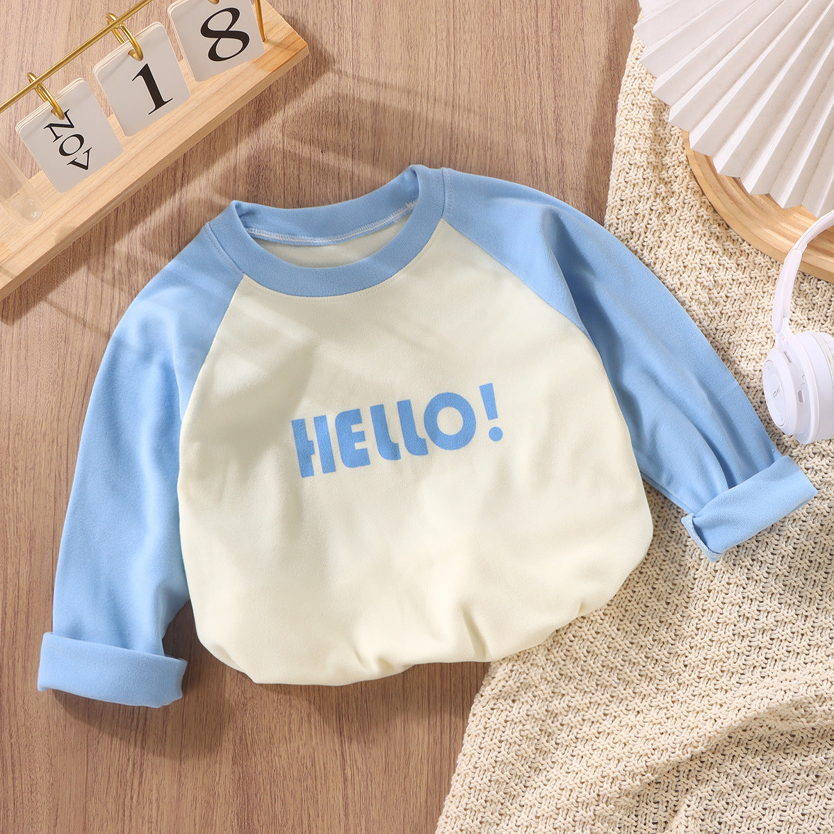 Baby casual long-sleeved T-shirts for toddlers and girls