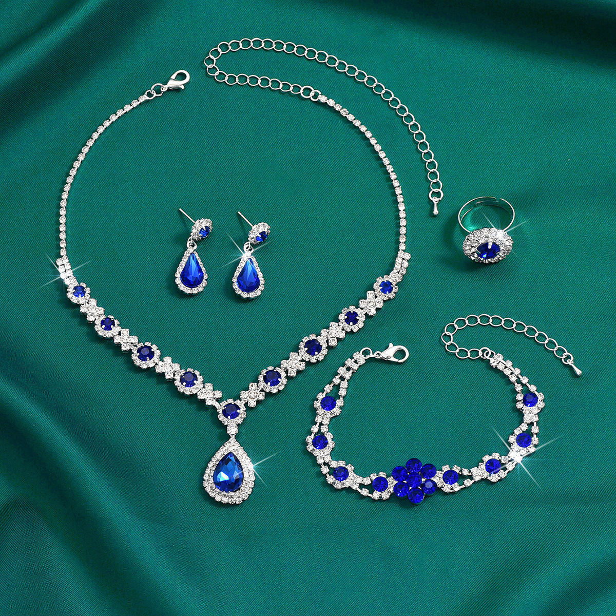 Women's 4-piece set of water drop flower style elegant and gorgeous banquet jewelry set