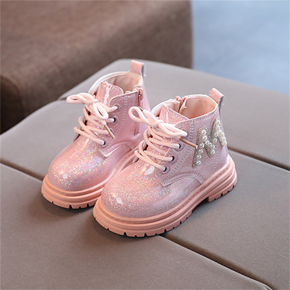 Little girls cool style letter pearl style autumn and winter leisure ladies waterproof Martin boots