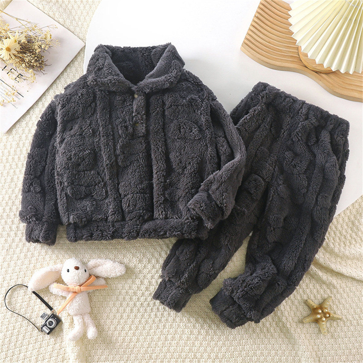 Children's home clothes pajamas set autumn and winter thickened comfortable cotton velvet medium and large children warm solid color