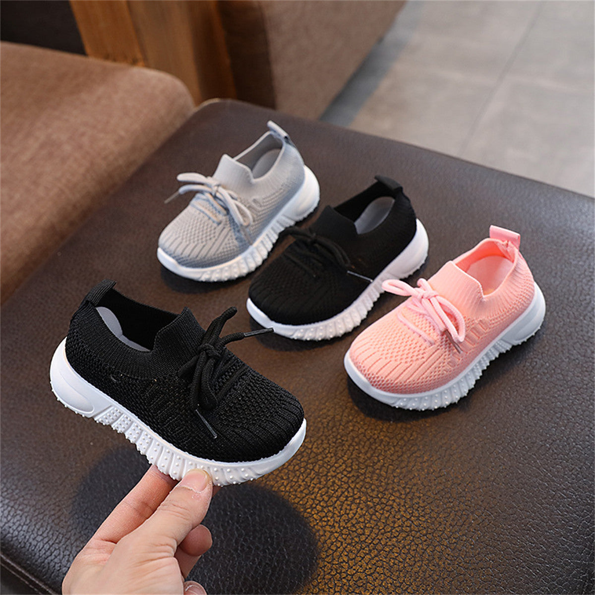 Children's solid color slip-on comfortable sports shoes