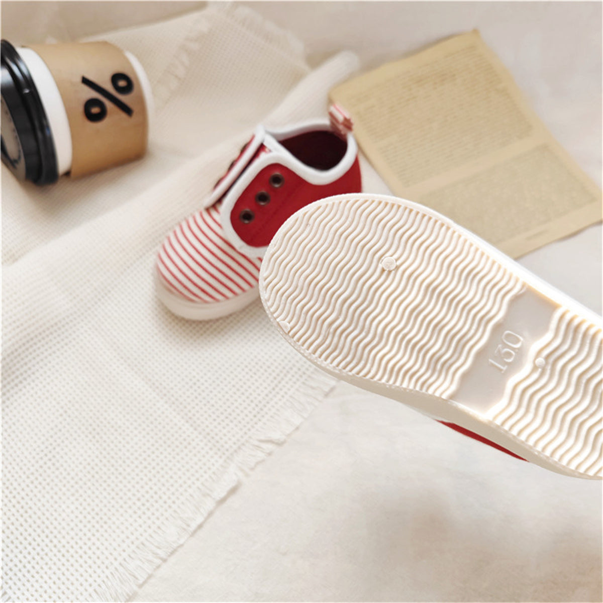 Children's and boys' simple striped casual style low-top canvas shoes