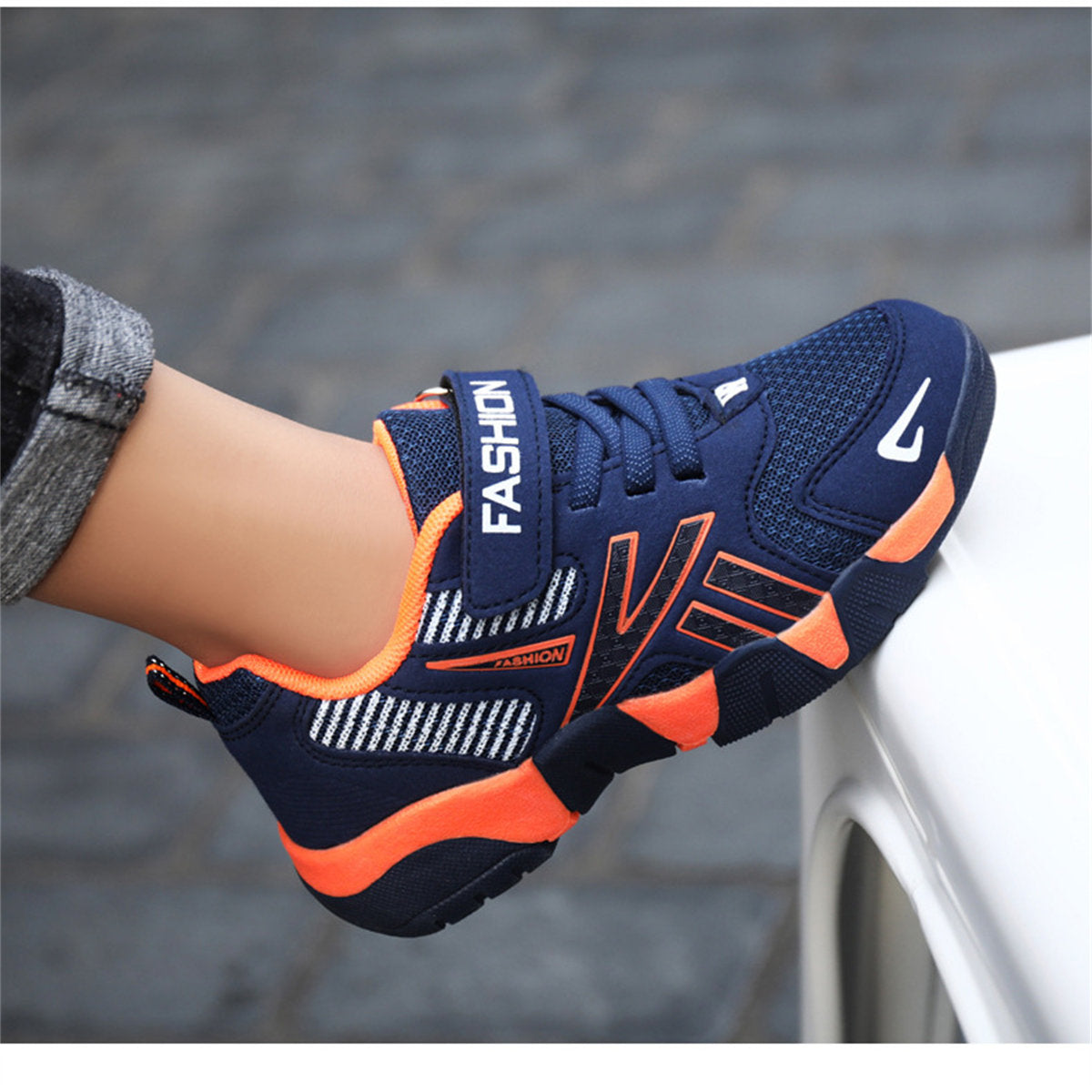 Medium and large boys' color matching cool style warm sports casual versatile sports shoes