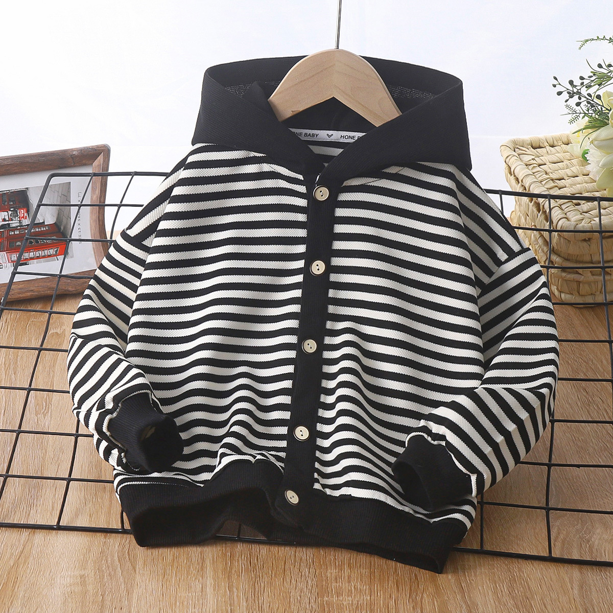 Children's hooded sweatshirt striped cardigan jacket